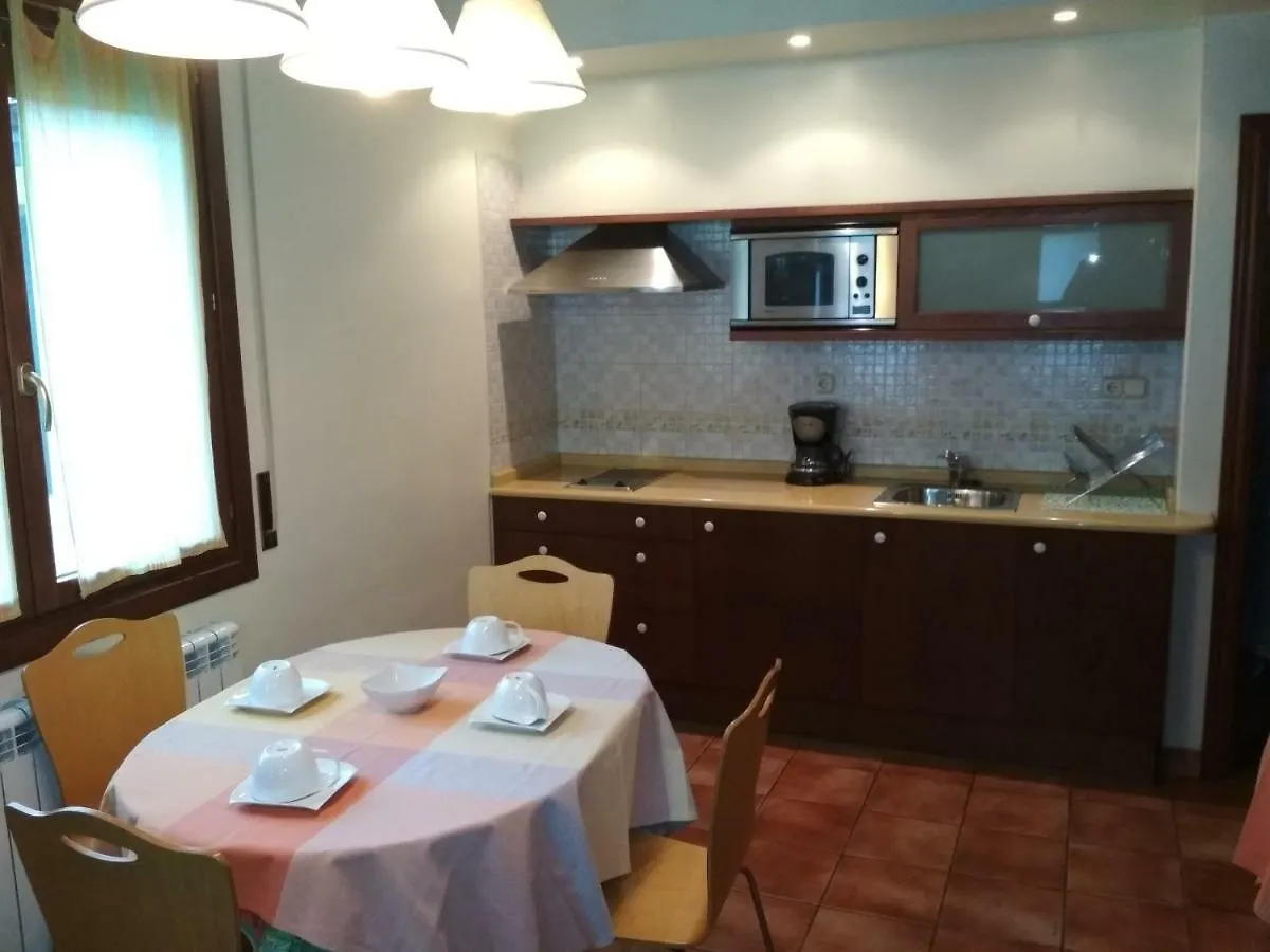 Apartamento Zabale Hostal Aduna 0*,